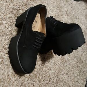 Chunky platform shoes